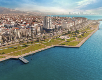 İzmir Bostanlı'da Deniz Manzaralı Sahile Sıfır Geniş Daireler