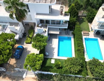 Villa with a Private Pool Close to Golf Courses in Antalya Kadriye 1