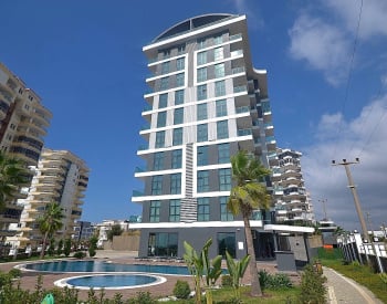 Inmueble Con Vistas Al Mar Y A La Ciudad En Alanya Mahmutlar