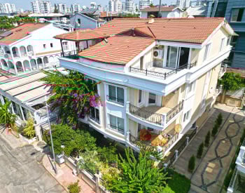 Antalya Şirinyalı'da Havuzlu Sitede Denize Yakın Daire