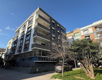 Apartment for Sale with Spacious Balconies in Karşıyaka İzmir