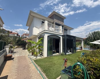 Villa Individuelle Avec Piscine Privée Et Parking À Fethiye Foça