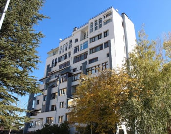 Triplex Appartement Op Een Centrale Locatie In Ankara 0