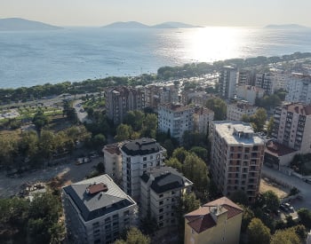 Apartments Near the Coastline and Marmaray in Kartal İstanbul
