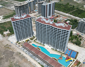 Mersin Erdemli'de Plaja Yakın Aquaparklı Sitede Daire