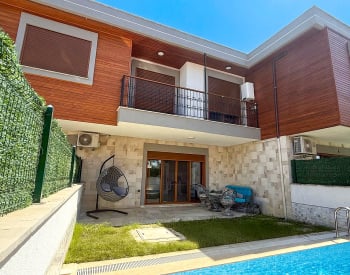 Villa Avec Piscine À 50 Mètres De La Mer À Kuşadası 1