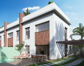 Pilar De La Horadada'da Şık Tasarıma Sahip Yarı Müstakil Evler