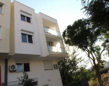Antalya Belek'te Çarşıda Kullanıma Hazır Kompleks Bina 1