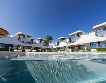 Apartments with Communal Amenities in San Fulgencio, Alicante 1
