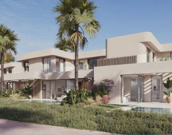Frontline Elegant Golf Villas with Pool in Murcia 1