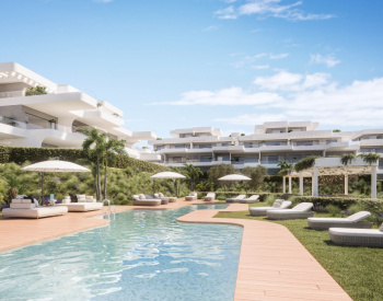 Seafront Apartments with Swimming Pool in Estepona 1