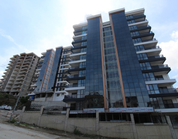 Geräumige Wohnungen Mit Stadt- Und Waldblick In Ankara