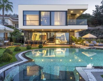 Freistehende Villa Mit Stadt- Und Meerblick In Alanya