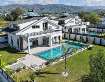 Fristående Villor I Ett Komplex Med Pool I Çalış Fethiye