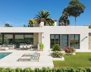 Villa Zum Verkauf In Strandnähe In Calpe Alicante