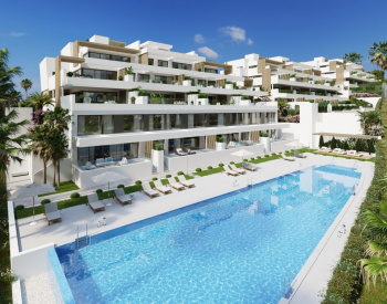 Flats with Sea Views in Elevated Location in Estepona 1