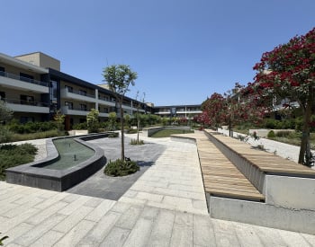 Properties in a Complex Close to the Airport in İzmir 1