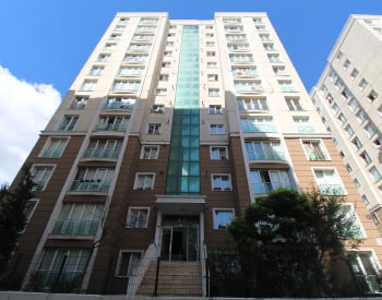 Appartement In Een Complex Met Zwembaden In Istanbul