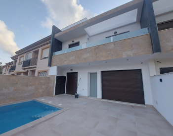 3-bedroom Luxury Detached House in San Pedro Del Pinatar 1