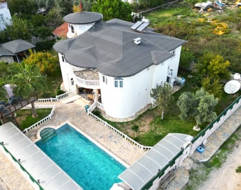 Villa Mit Pool Und Nebengebäude In Der Nähe Von Golfplätzen In Kadriye