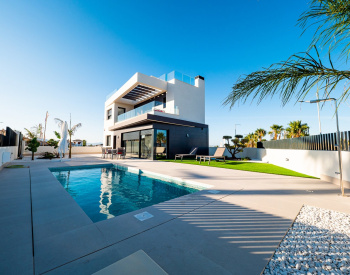 Ruime Vrijstaande Villa's Naast De Golfbaan In Algorfa Alicante