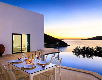 Villa Direkt Am Meer Mit Privatem Pool In Antalya, Kalkan