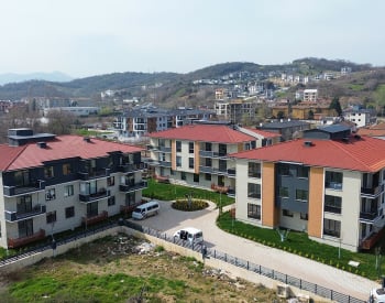 Yalova'da Geniş Peyzaj Alanlı Sitede Günlük Olanaklara Yakın Daireler