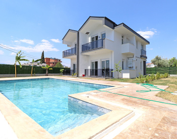 Villa I Området Nära Antalya Döşemealtı Center