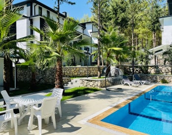 安塔利亚凯梅尔带公共泳池的别墅，自然环境优美