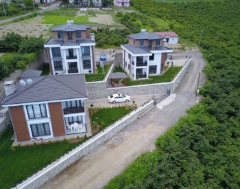 Detached Villas with Private Gardens and Terraces in Trabzon 1