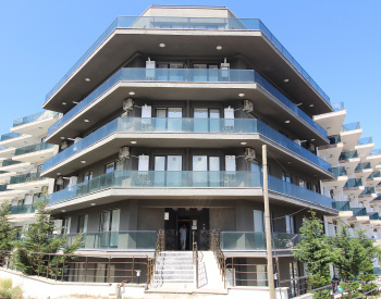 1+1 Furnished Apartment with Pool in Yalova Çınarcık Near Sea
