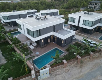 Villas De Diseño Elegante Con Piscina Y Jardín En Alanya İncekum