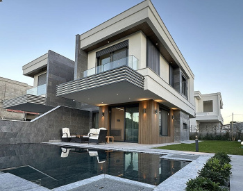 Villa Mit Pool In Der Nähe Des Strandes Von Ilıca In İzmir Çeşme 1