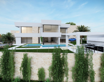 Detached Villa with Sea Views in Moraira, Alicante