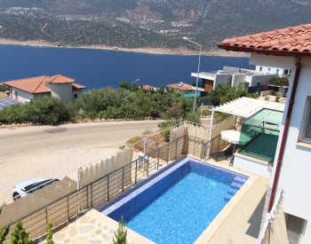 Möblierte 3 Schlafzimmer Villa Mit Pool Und Meerblick In Kaş Antalya 1