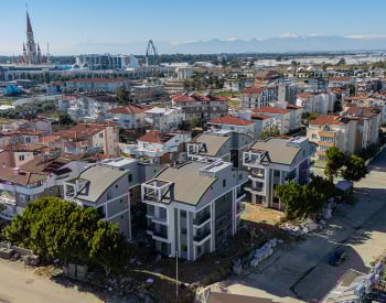 Flats in a Complex with Pool in Central Kadriye Antalya 1