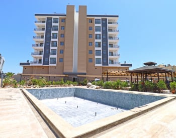 Apartments in a Complex with a Pool Near the Airport in Kepez