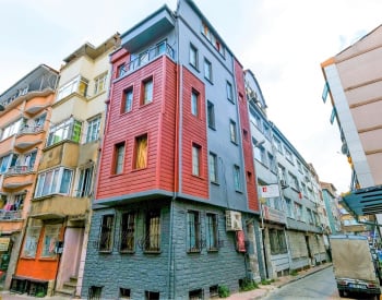 Здание После Ремонта в Стамбуле, Фатих, Подходящее для Airbnb 1