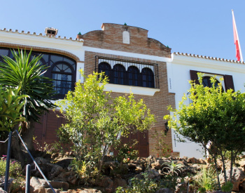 خانه ای منحصر به فرد با چشم انداز طبیعی در Alhaurin El Grande 1