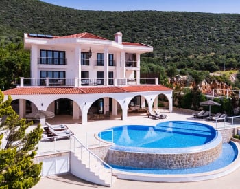 Privat Strandvilla Med Oavbruten Havsutsikt I Kaş Kalkan