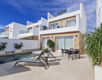 Pilar De La Horadada'da Özel Havuzlu Şık Tasarımlı İkiz Villa