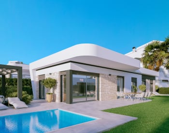 فلل مستقلة حديثة مع مسابح في فينيسترات 1