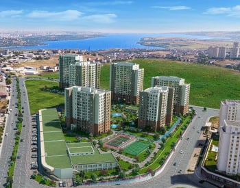 Flats for Sale 250 M From the Tem Highway in Istanbul Avcılar