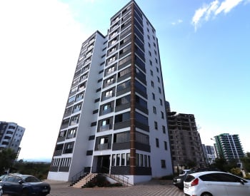 Mersin Mezitli'de Avantajlı Konumda Havuzlu Sitede Daire 1