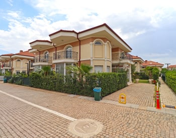 Döşemealtı Altınkale Vali Konakları 2 Sitesi'nde Satılık İkiz Villa 1