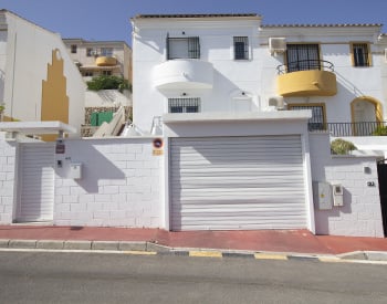 Renoviertes Reihenhaus Mit 3 Schlafzimmern In Benalmádena 1
