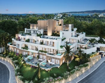 Bright Flats Close to the Beach and Town Center in Marbella