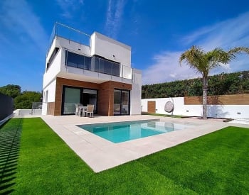 Villas for Sale in La Nucia, Alicante, Costa Blanca