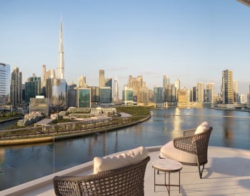 آپارتمان هایی با چشم انداز برج خلیفه روی کانال در دبی