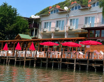 Investeringsvriendelijk Hotel Te Koop In İstanbul Nabij Het Strand